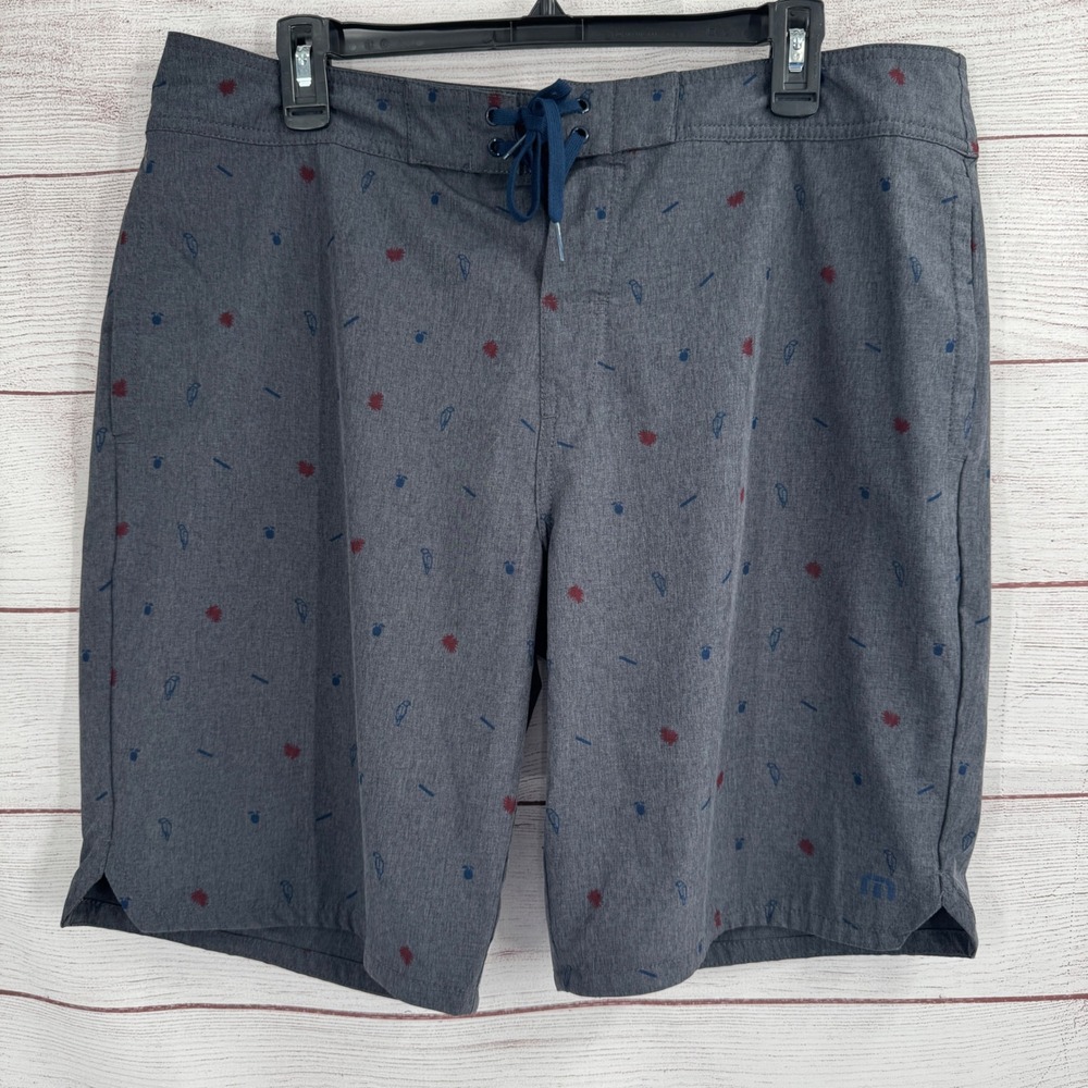 Travis‎ Mathew Board Shorts Mens Size 36 Swim Trunks Athletic Parrots Birds